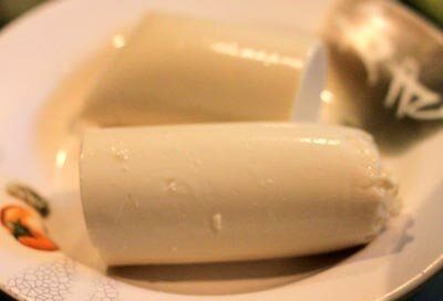 Steamed Young Tofu with Century Eggs Recipe (Đậu Hũ Non Hấp Trứng Bách Thảo)