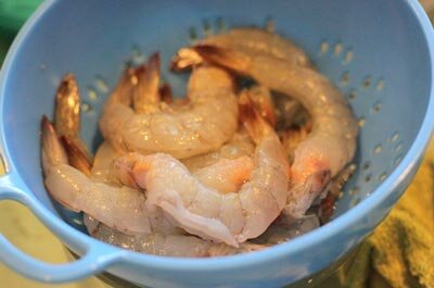 Rolled Grilled Beef with Tiger Shrimps Recipe (Bò Cuộn Tôm Nướng)