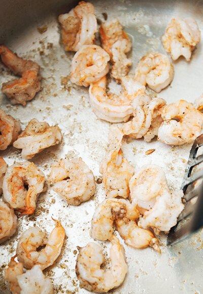 Stir-fried Clear Cassava Noodle with Shrimps (Miến Xào Tôm)