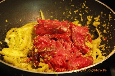 stir-fried-beef-with-lemongrass-recipe-bo-xao-sa