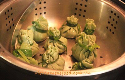 Steamed Vietnamese Dumplings with Vegetables Recipe (Há Cảo Hấp Rau Củ) Steamed Vietnamese Dumplings with Vegetables Recipe (Há Cảo Hấp Rau Củ)