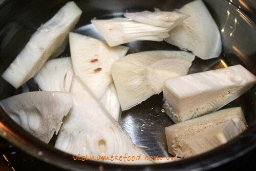 Stir-fried Jack Fruit with Mussel Recipe (Mít Xào Hến) Stir-fried Jack Fruit with Mussel Recipe (Mít Xào Hến)