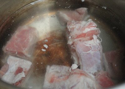 Clear Rice Spaghetti Soup with Crab Recipe (Bánh Canh Cua)