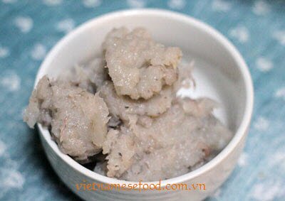 Grilled Bread with Shrimps and Egg (Bánh Mì Nướng Tôm và Trứng)