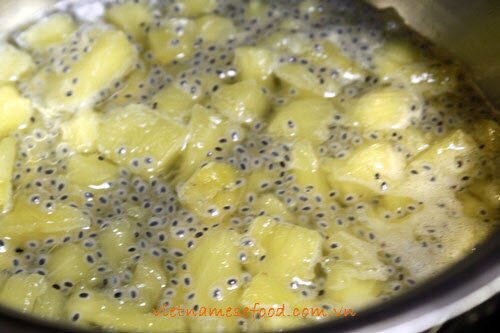 Pineapple Sweet Soup with Basil Seeds Recipe (Chè Khóm Hột É)