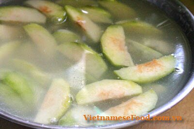 sour-and-spicy-yellow-mombin-jam-recipe-mut-coc-chua-cay