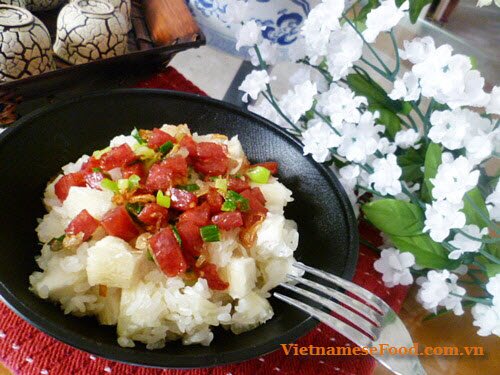 steamed-sticky-rice-with-cassava-recipe-xoi-san