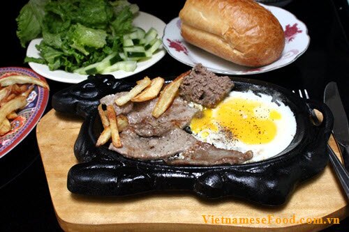 vietnamese-beef-steak-recipe-bo-bit-tet