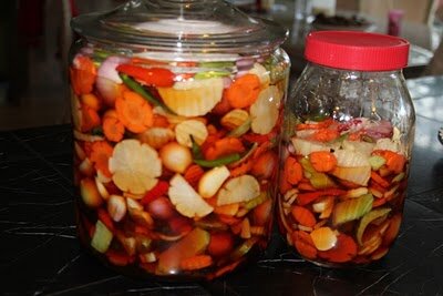 pickled-welsh-onion-muoi-cu-hanh