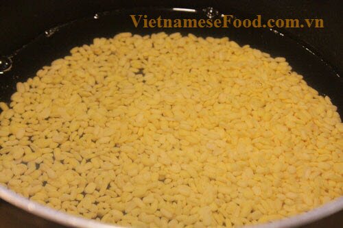 mung-bean-with-pumpkin-sweet-soup-recipe-che-dau-xanh-bi-do