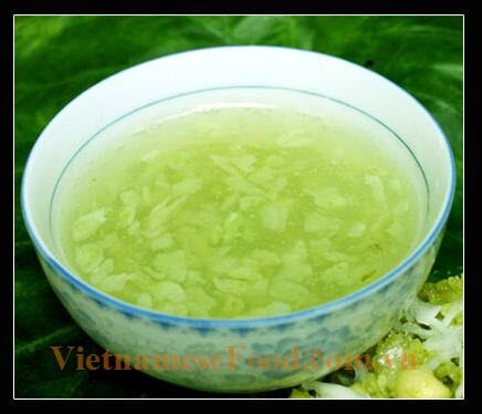 www.vietnamesefood.com.vn/green-rice-flakes-sweet-soup-recipe