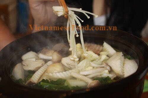 vietnamesefood.com.vn/vegetarian-hotpot-lau-chay