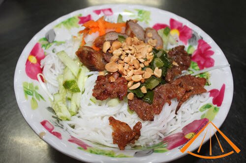 www.vietnamesefood.com.vn/grilled-pork-with-vermicelli