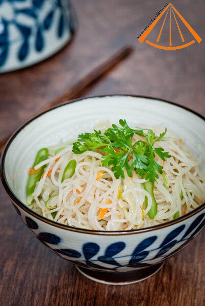 vietnamesefood.com.vn/fried-vegetarian-rice-vermicelli-recipe