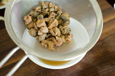 Spicy and Sour Snail Salad (Nộm ốc chua cay)