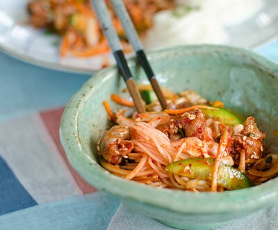 Spicy and Sour Snail Salad (Nộm ốc chua cay)