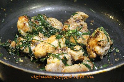 Stir-fried Chicken with Lolot Pepper Leaves Recipe (Gà Xào Lá Lốt)